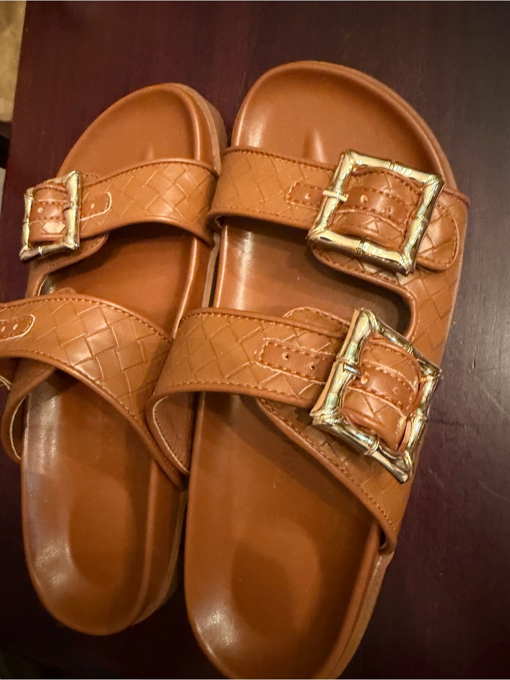 Cushionaire Loft Quilted Cognac Double Buckle Slide Sandals Size 7.5 - Picture 5 of 9